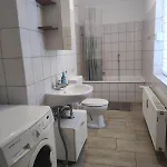 Schoene 4 Raum, 4 - 7 Bett In Schönebeck